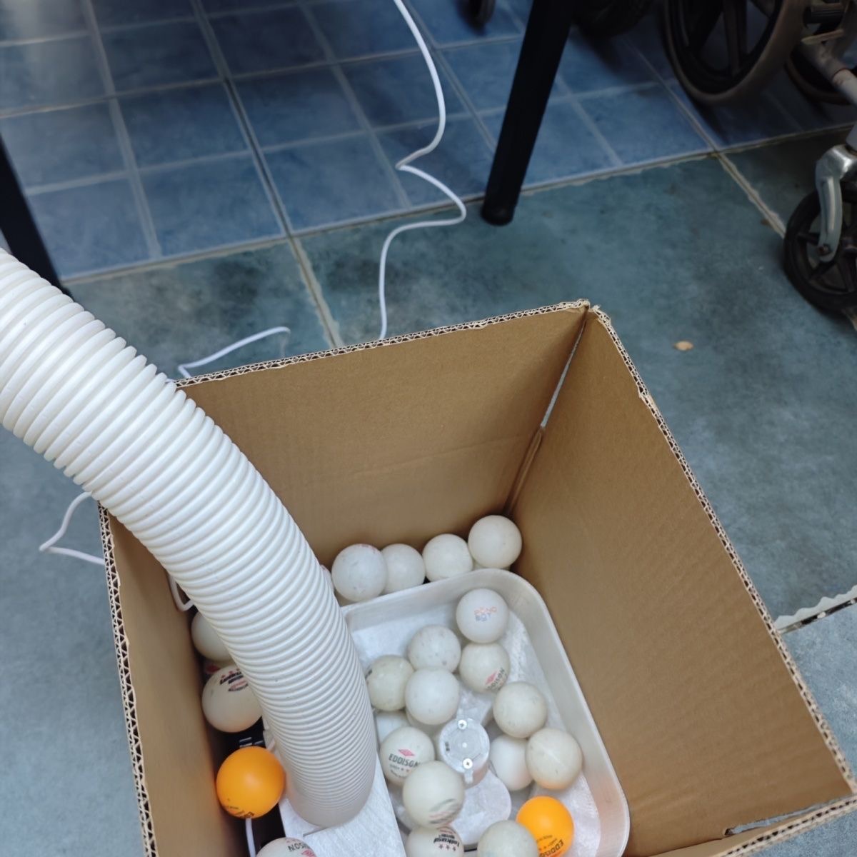 Automatic Table Tennis Loading - Table Tennis Ball recension och pris